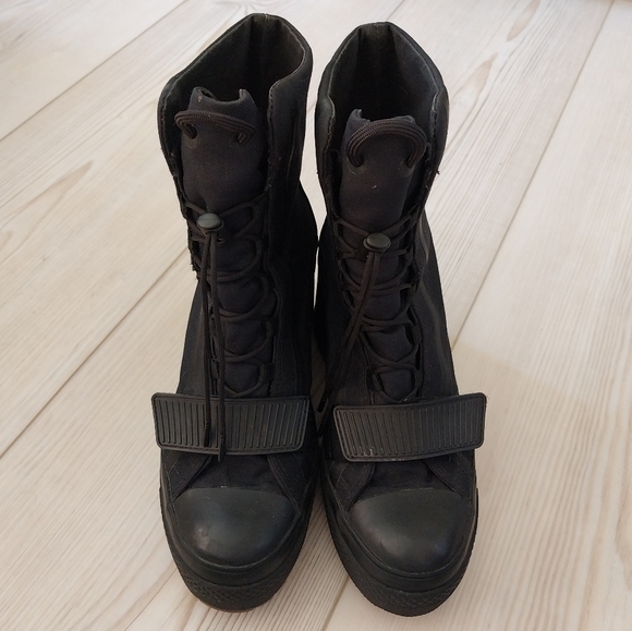 Converse GR82 Lace Up Boots - Picture 2 of 6